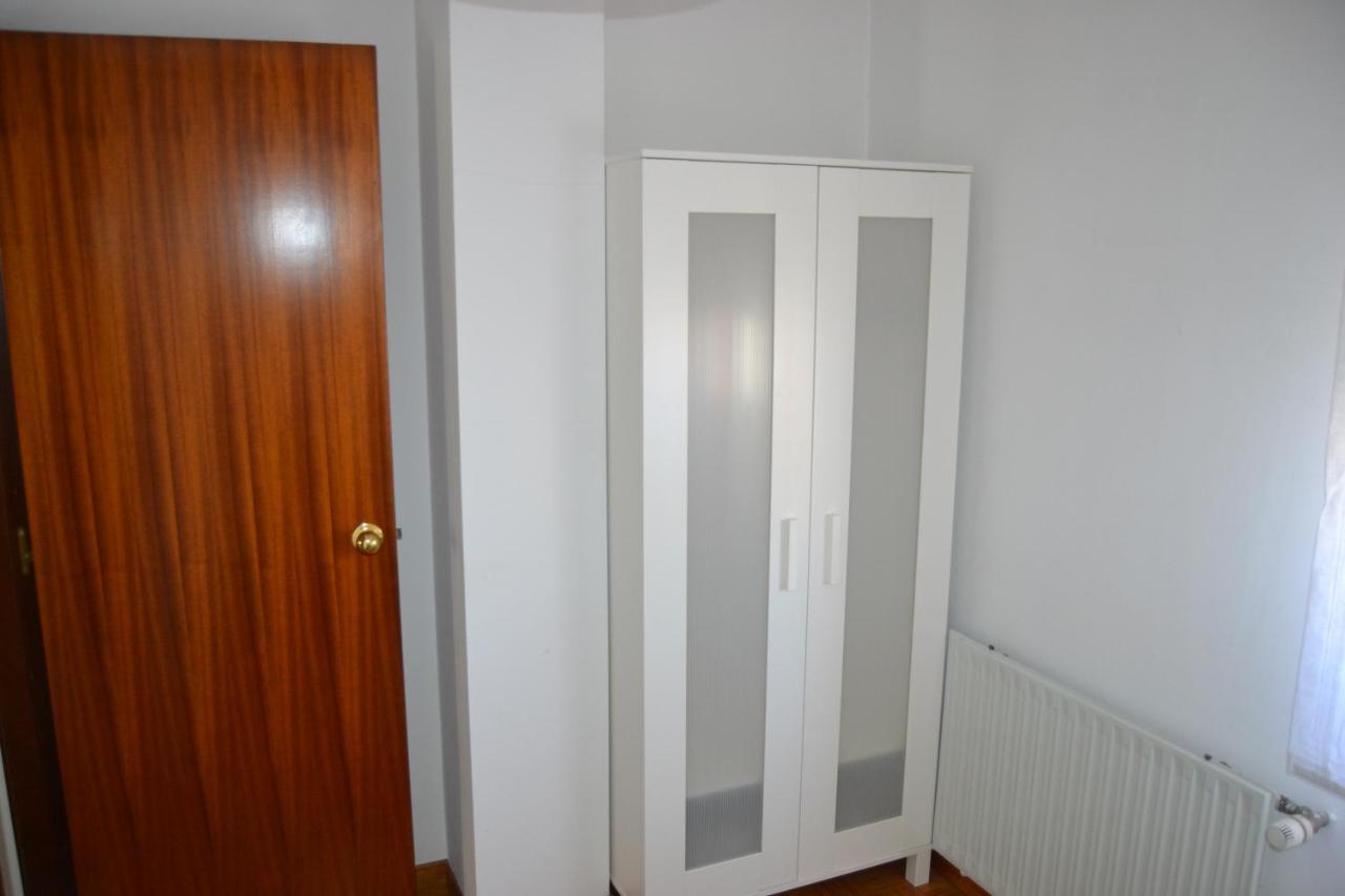 Inmoinsuas Train Station Apartment Sarria Exterior photo